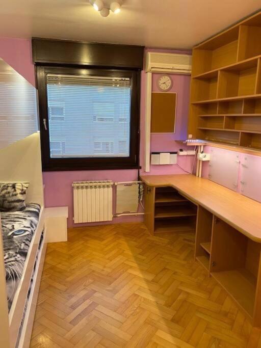 Self Check-In Studio With Wi-Fi And Parking Place Leilighet Zagreb Eksteriør bilde