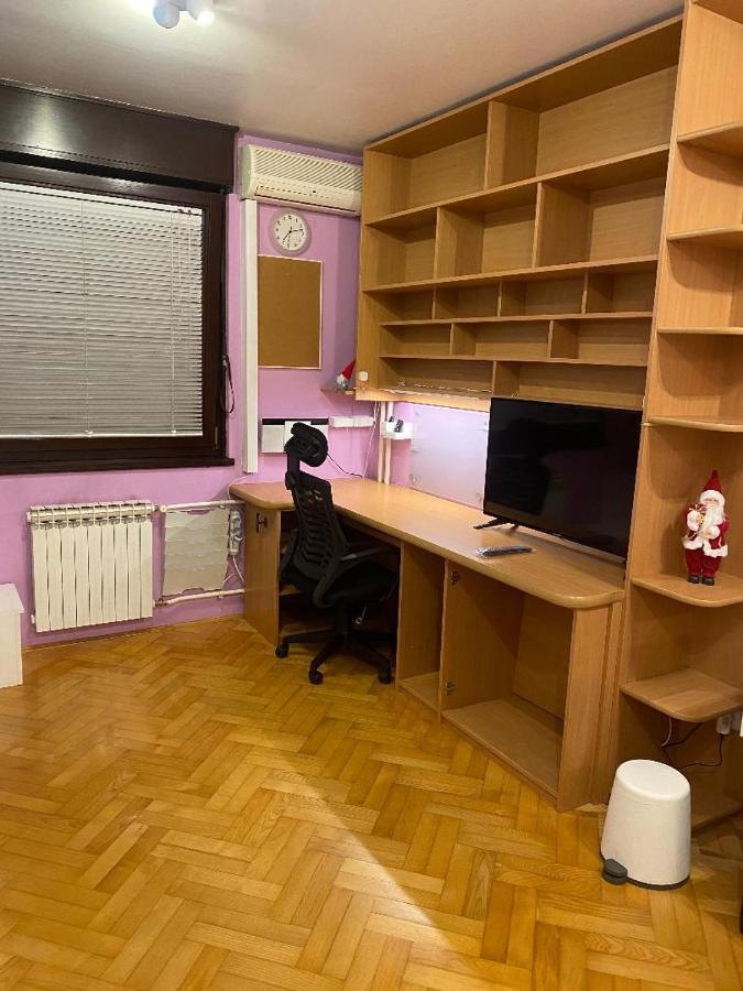 Self Check-In Studio With Wi-Fi And Parking Place Leilighet Zagreb Eksteriør bilde